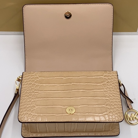 MICHAEL KORS MERCER SMALL CLUTCH XBODY BUFF - Picture 9 of 16